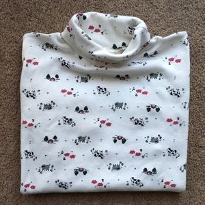 🔥 LAST CHANCE 🔥 Vintage Farm Scene Turtleneck